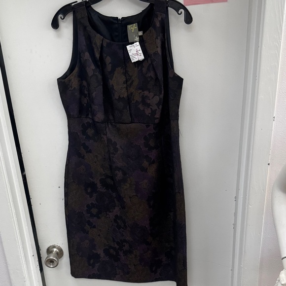 Taylor Dresses & Skirts - Taylor Black and Purple Floral Midi Dress Size 12